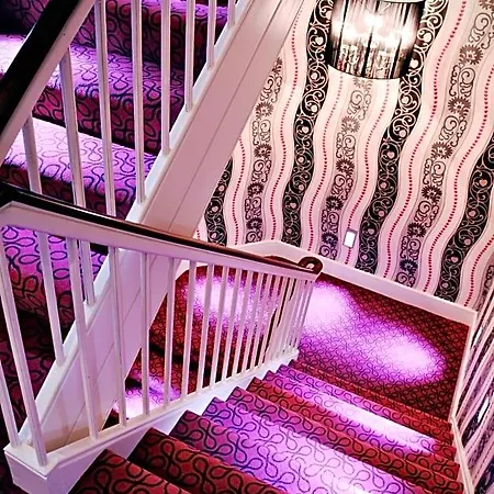 Hampton Hotel 4*