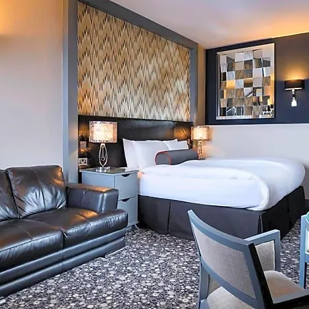 Hampton 4* Дублин
